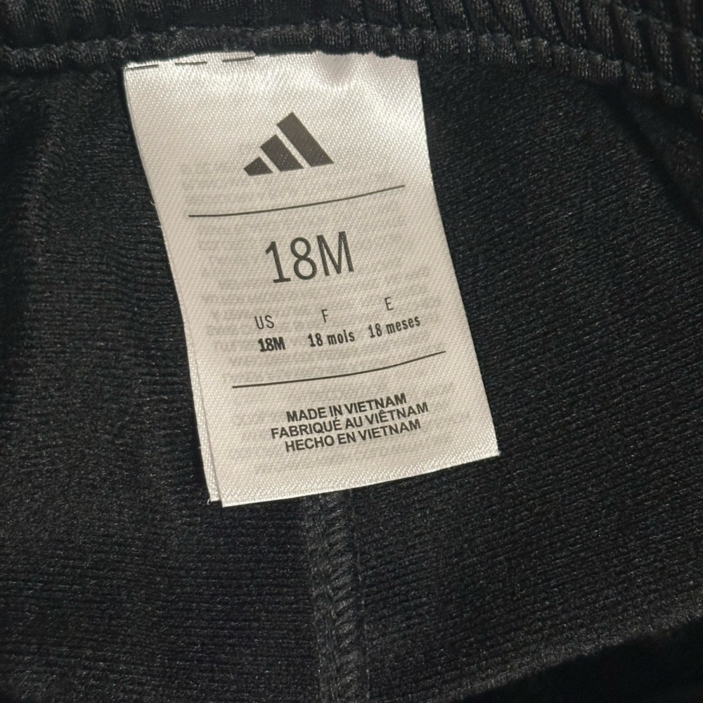 Adidas NWT Toddler Black 2-Piece Track Suit Set Zip Jacket & Jogger Pants 18M - Picture 3 of 5